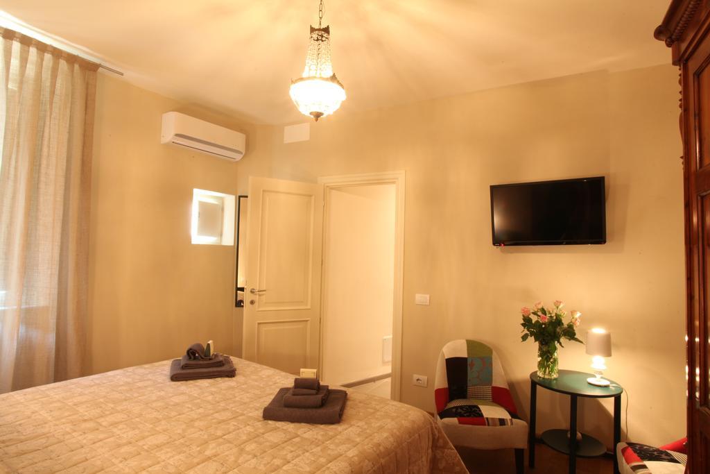 B&B Antico Cancello Lucca Quarto foto